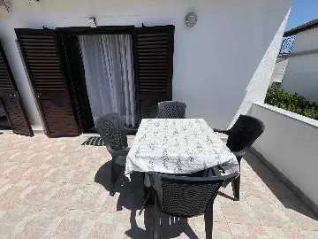 1-Bedroom Apartment in Vodice for 4 Guests