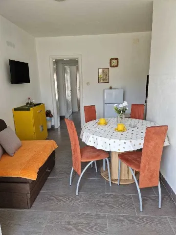 One-Bedroom Apartment in Tribunj for Up to 4 Guests