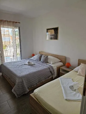 One-Bedroom Apartment in Tribunj for Up to 4 Guests