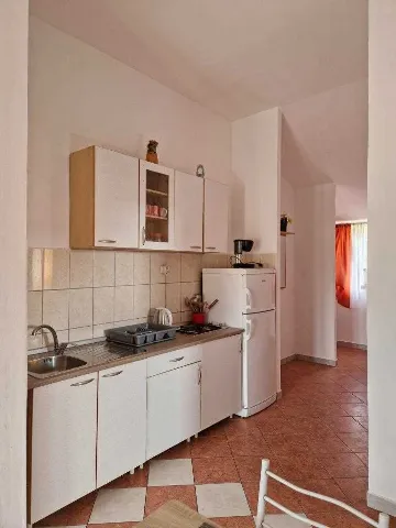 Apartment in Tribunj for Up to 5 Guests