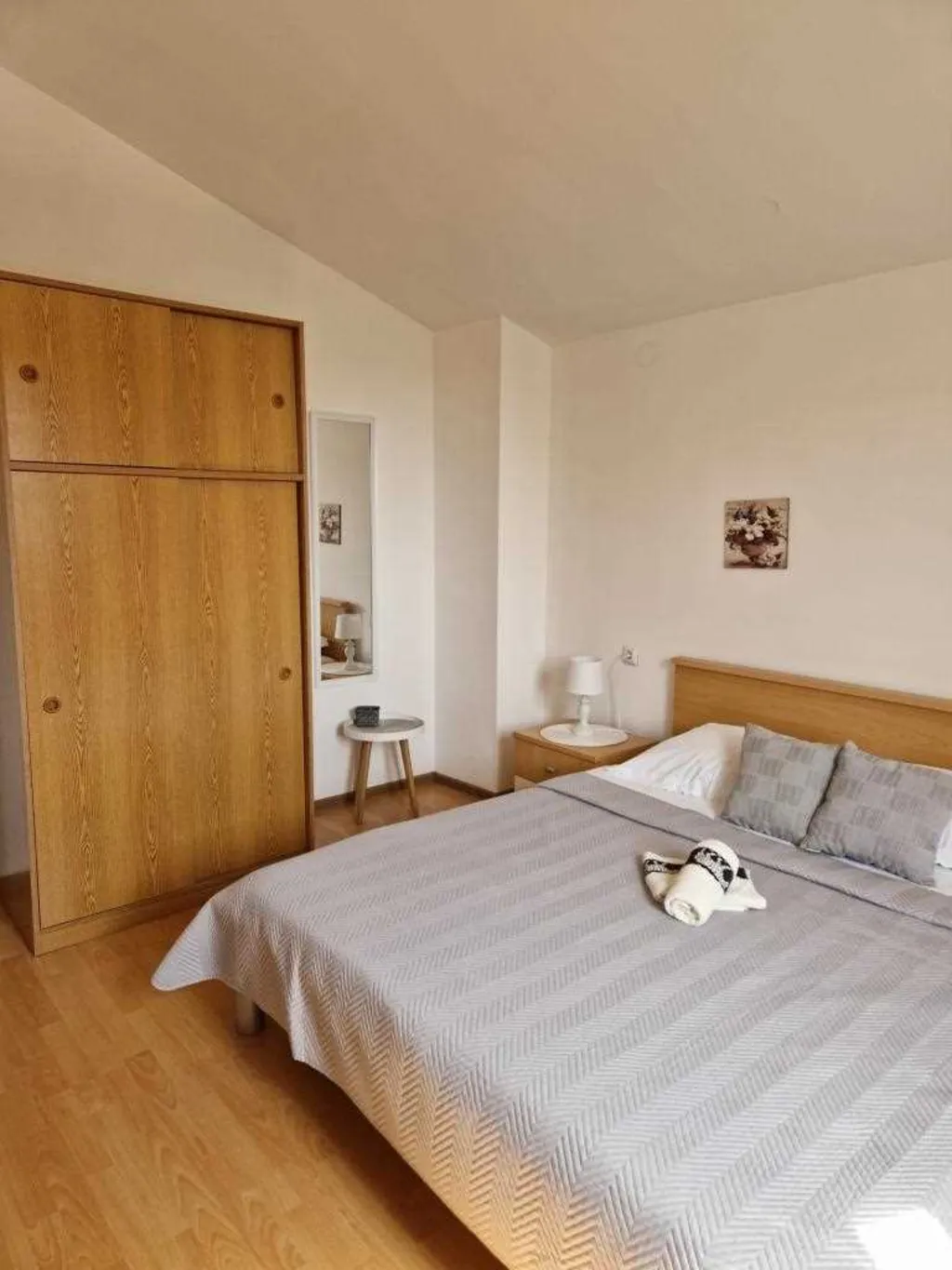 Apartment in Tribunj for Up to 5 Guests