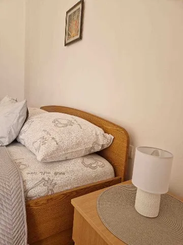 Apartment in Tribunj for Up to 5 Guests