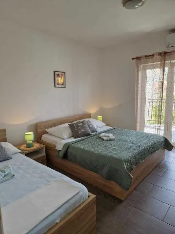 Tribunj Apartment for up to 4 Guests (A3)