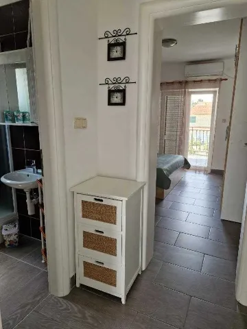 Tribunj Apartment for up to 4 Guests (A3)