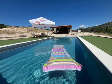 Holiday House in Šibenik for 4 Guests with Parking