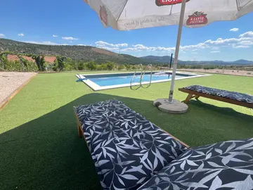 Holiday House in Šibenik for 4 Guests with Parking