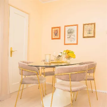 Apartment for 4 Guests with Parking in Šibenik