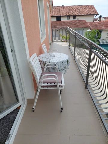 2-Bedroom Apartment in Vodice for Up to 4