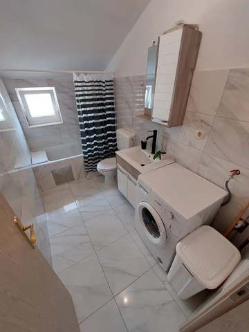 2-Bedroom Apartment in Vodice for Up to 4