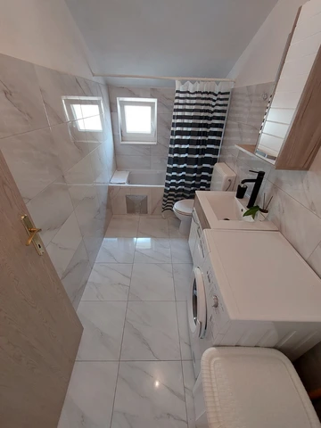 2-Bedroom Apartment in Vodice for Up to 4