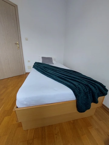 2-Bedroom Apartment in Vodice for Up to 4