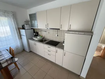 Three-Guest Apartment in Tribunj