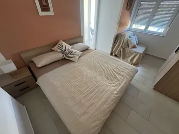 Compact 1-Bed Apartment in Vodice