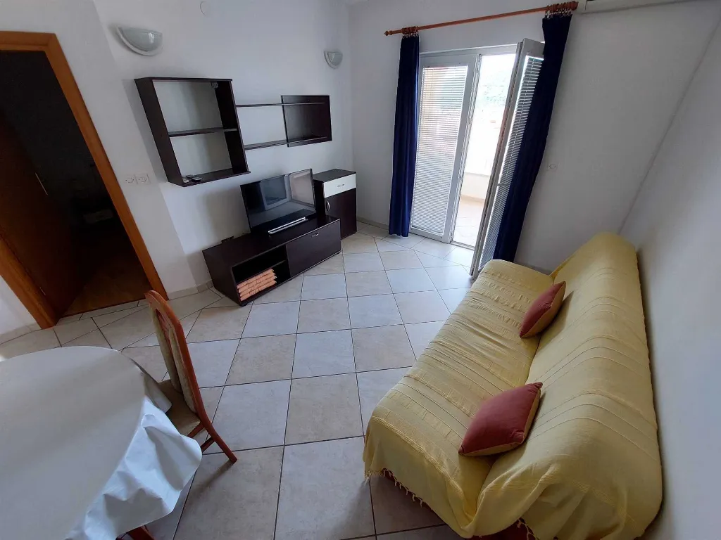 Primošten 1-Bedroom Apartment for 1 Guest
