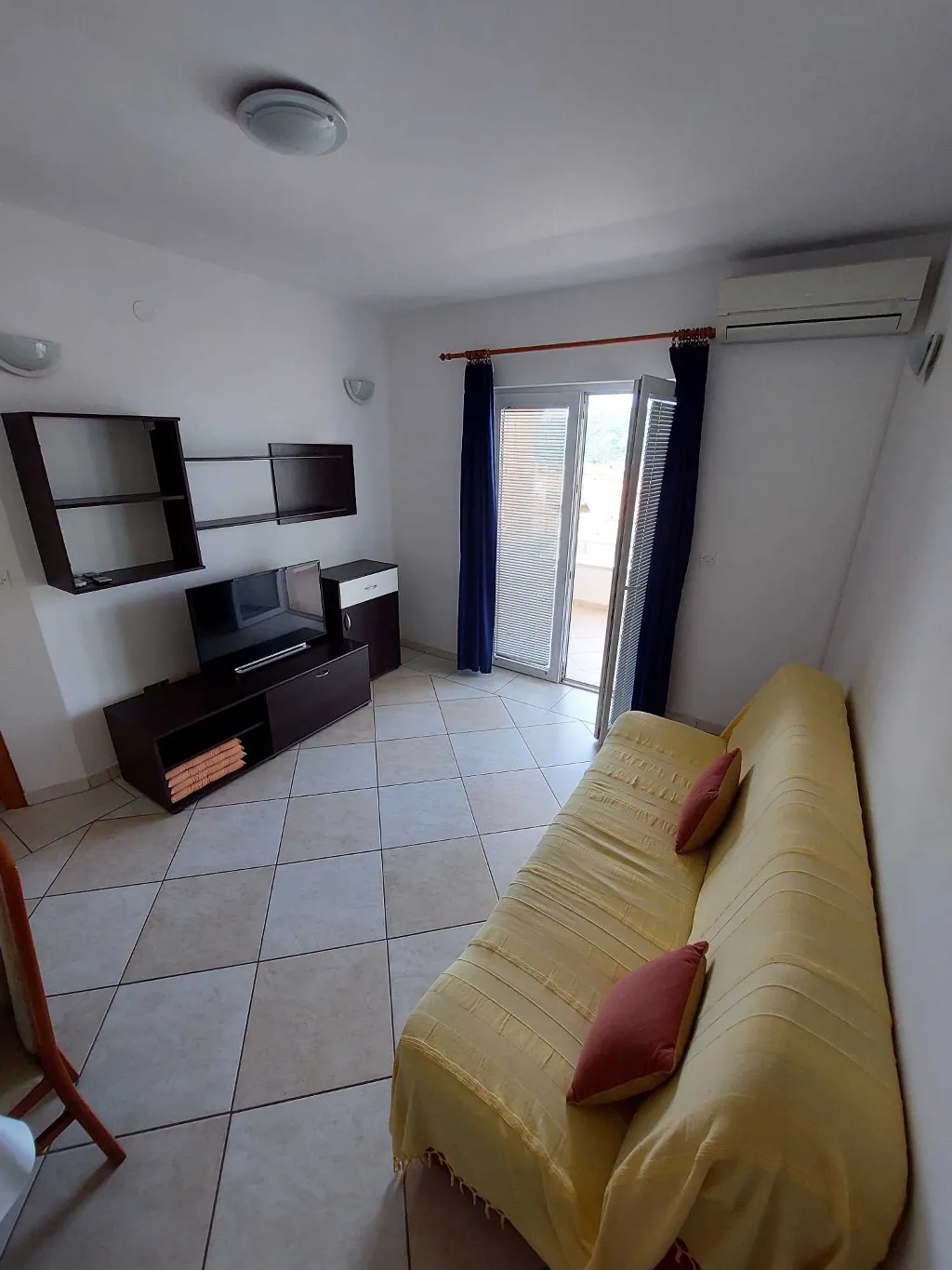 Primošten 1-Bedroom Apartment for 1 Guest