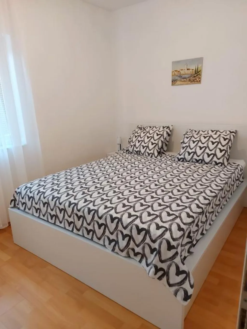 2-Bedroom Apartment in Privlaka for Up to 5