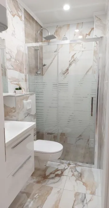 2-Bedroom Apartment in Privlaka for Up to 5