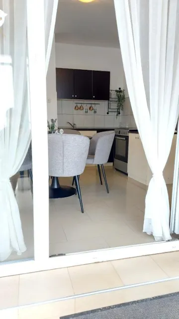 2-Bedroom Apartment in Privlaka for Up to 5