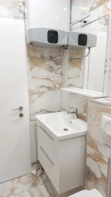 2-Bedroom Apartment in Privlaka for Up to 5