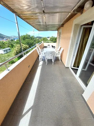 Two-Bedroom Apartment in Šibenik for 6 Guests