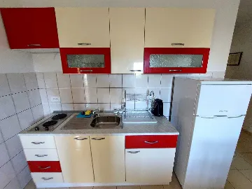 1-Bedroom Apartment for 4 Guests in Šibenik