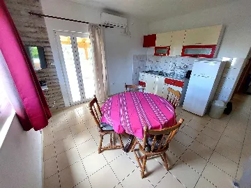 1-Bedroom Apartment for 4 Guests in Šibenik