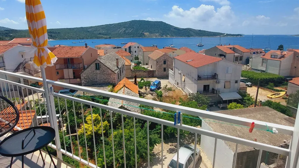Primošten Room for 2 with Sea View