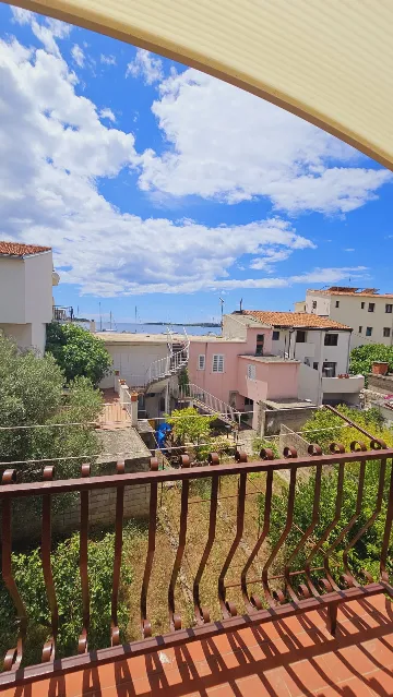 2-Bedroom Apartment in Primošten with Parking