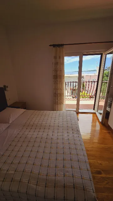 2-Bedroom Apartment in Primošten with Parking