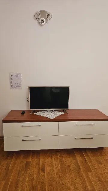 2-Bedroom Apartment in Primošten with Parking