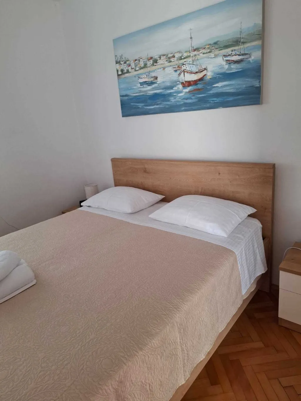 Primošten 3-Bedroom Apartment for 6 with Parking