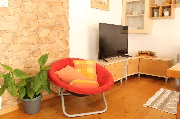 2-Bedroom Apartment in Vodice (Up to 6 Guests)