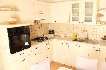 2-Bedroom Apartment in Vodice (Up to 6 Guests)