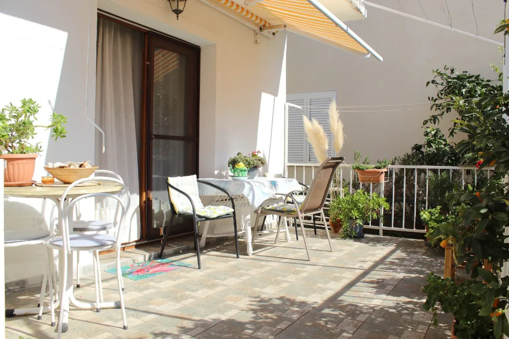 2-Bedroom Apartment in Vodice (Up to 6 Guests)