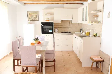 2-Bedroom Apartment in Vodice (Up to 6 Guests)