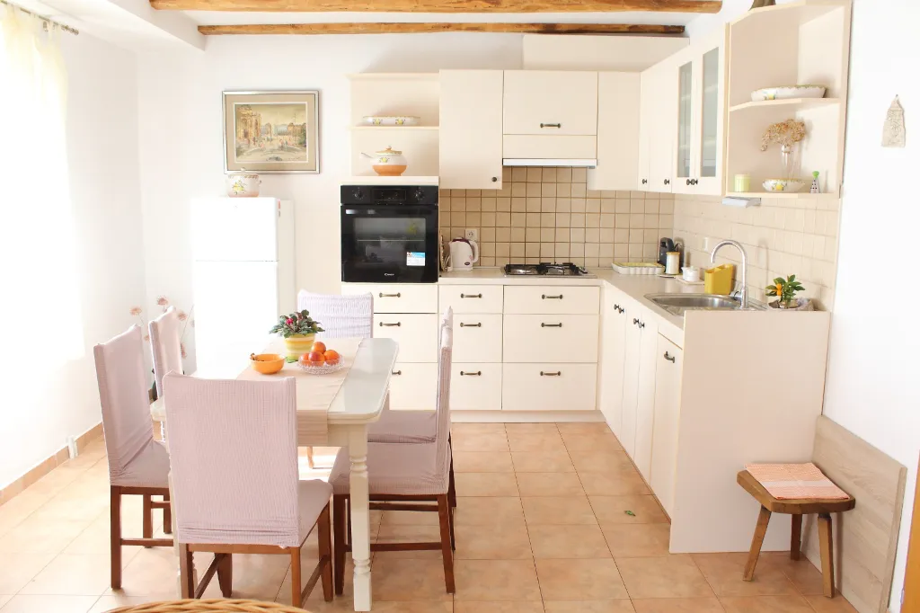 2-Bedroom Apartment in Vodice (Up to 6 Guests)