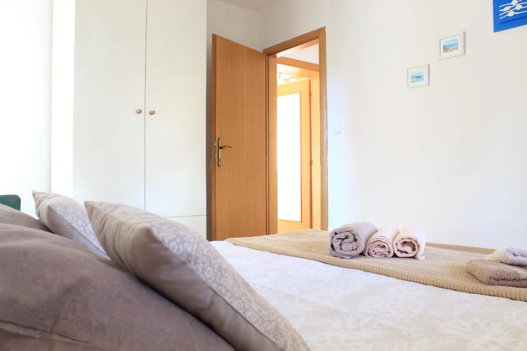 2-Bedroom Apartment in Vodice (Up to 6 Guests)