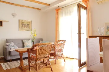 2-Bedroom Apartment in Vodice (Up to 6 Guests)