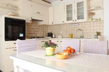 2-Bedroom Apartment in Vodice (Up to 6 Guests)