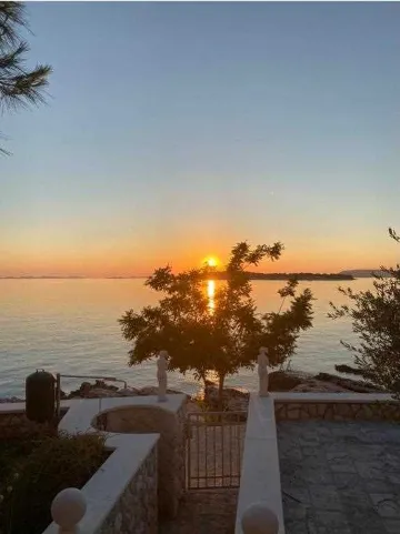 Apartment for 2 Guests in Primošten