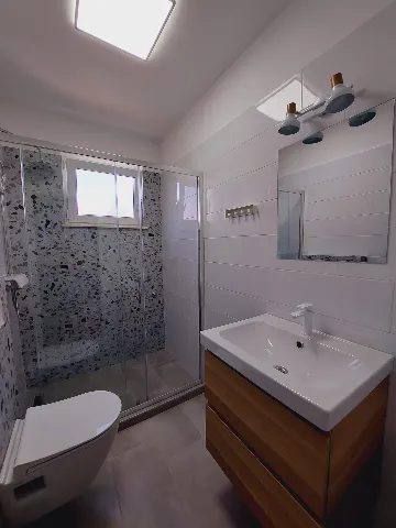 Sea View 2-Bedroom Apartment in Primošten for 6