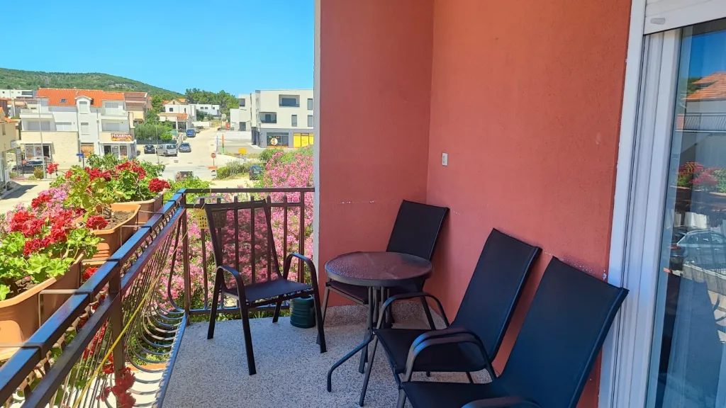 2-Bedroom Apartment in Vodice for 4 Guests