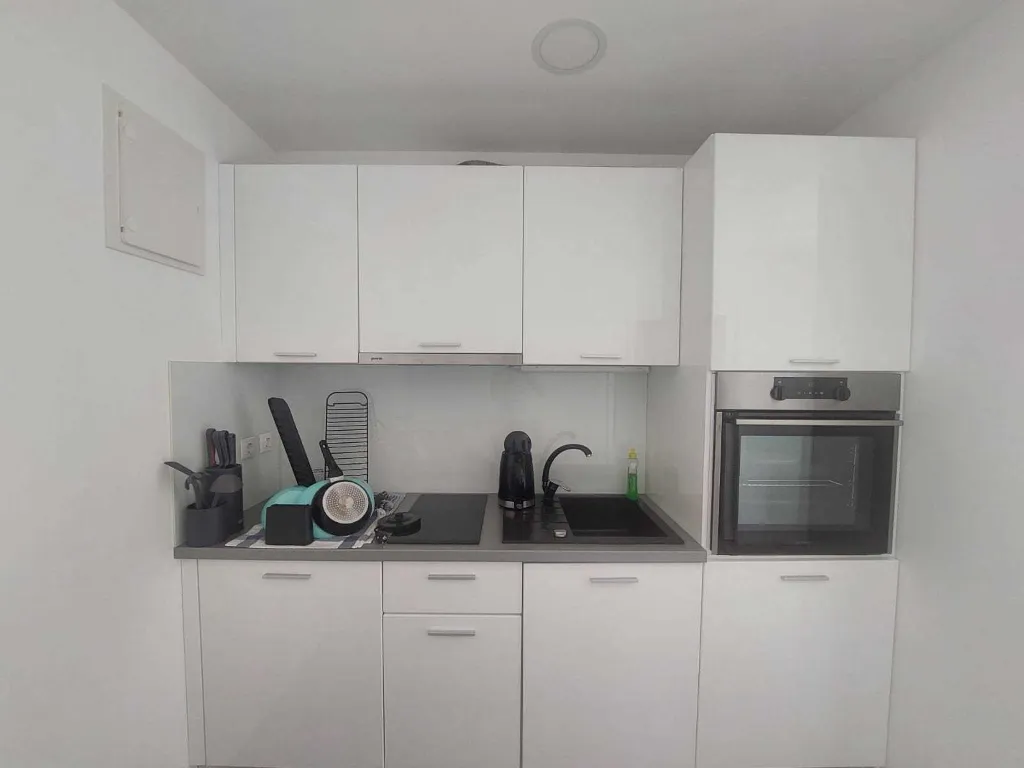 Apartment with Parking in Primošten