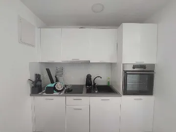 Apartment with Parking in Primošten