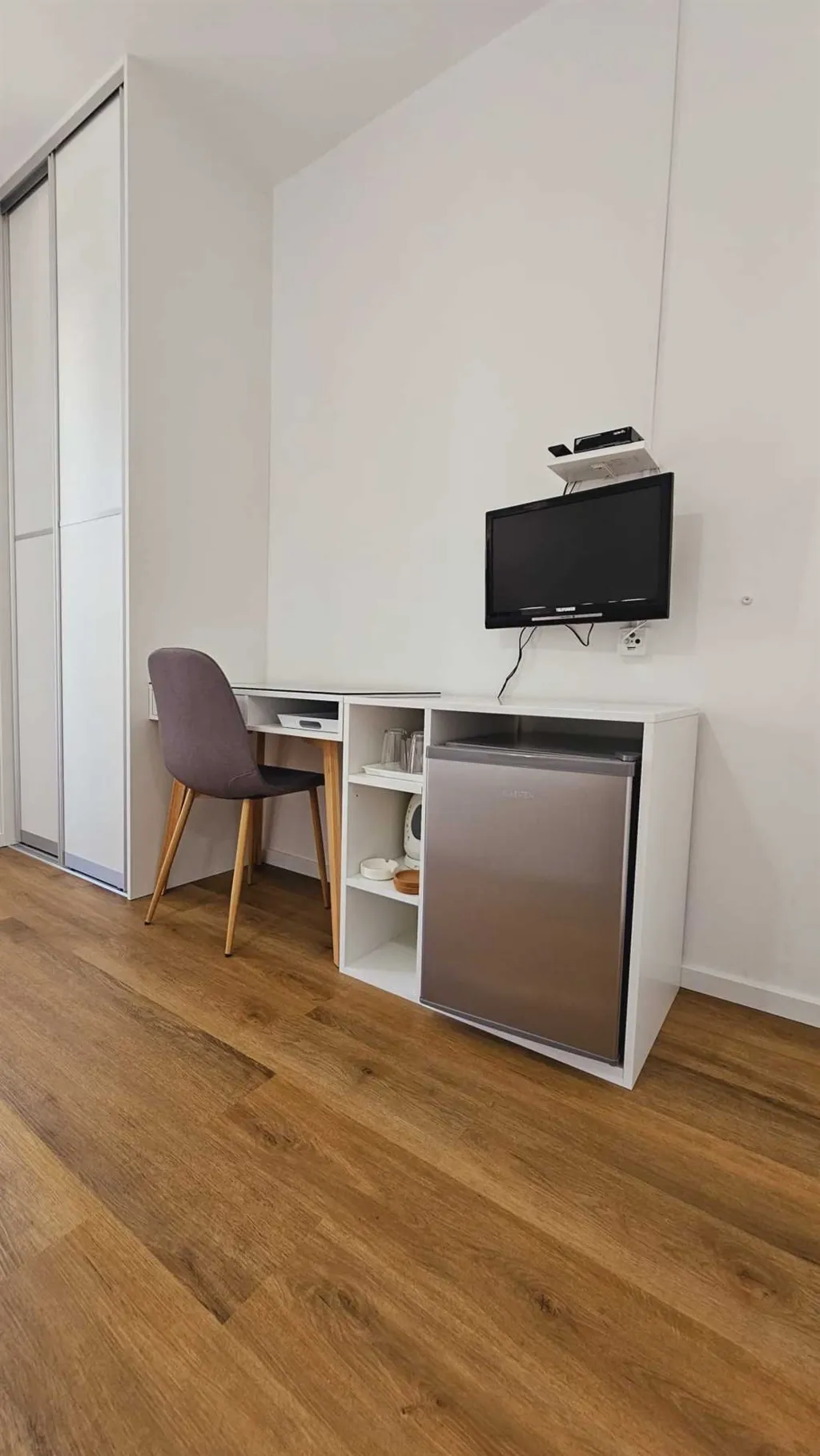 Room for 2 in Primošten with Parking