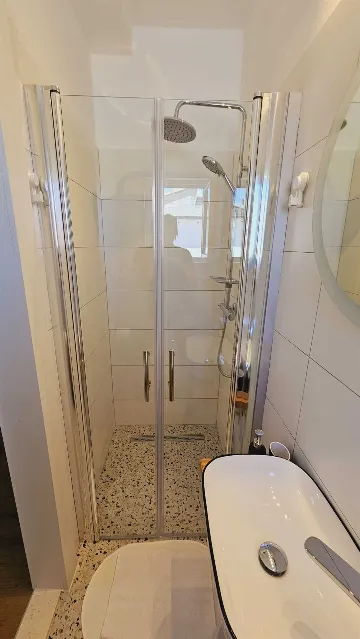 Room for 2 in Primošten with Parking