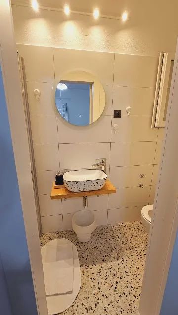 Room for 2 in Primošten with Parking