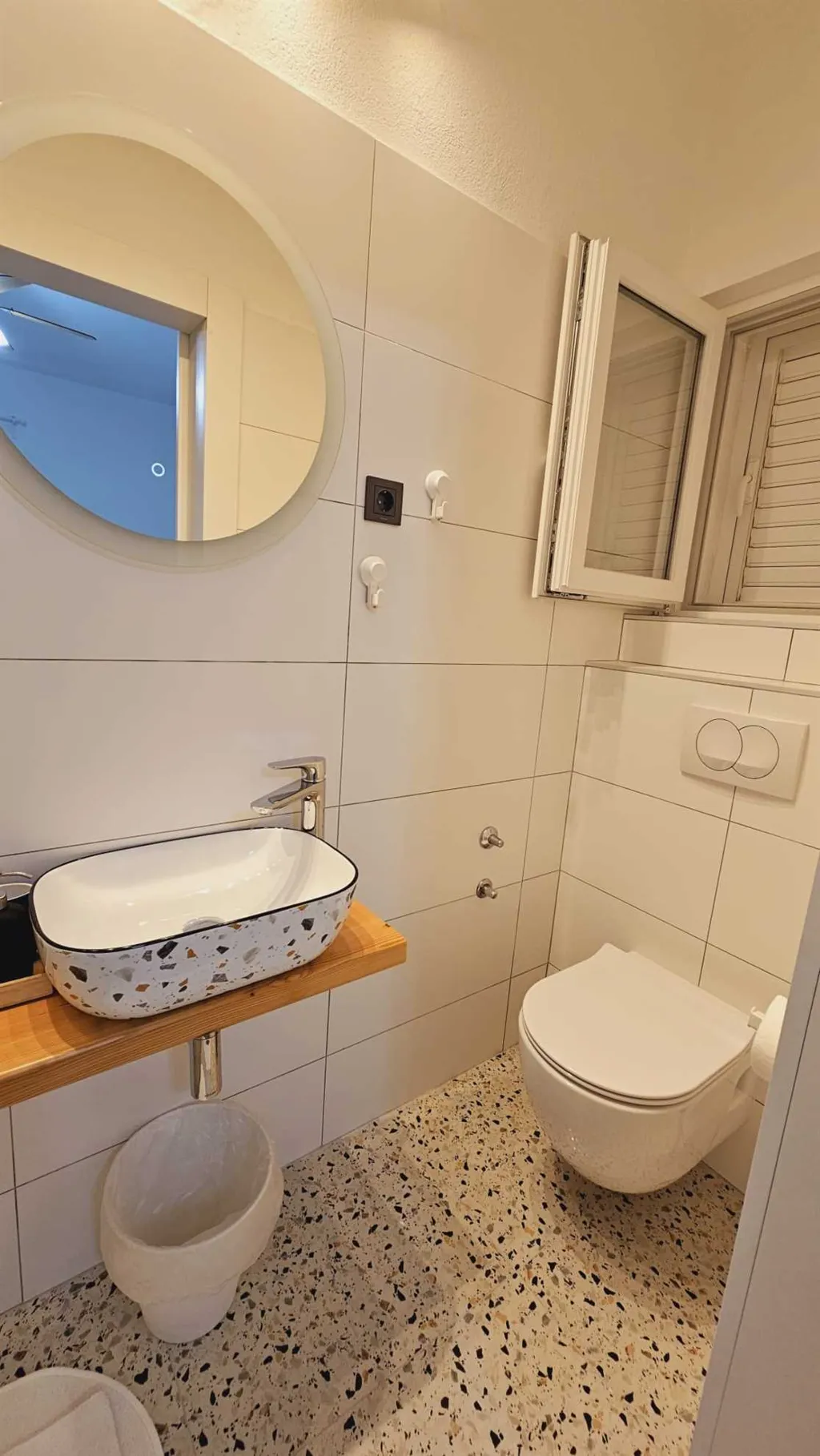 Room for 2 in Primošten with Parking