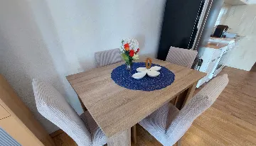 Two-Bedroom Apartment for 5 Guests in Primošten Burnji