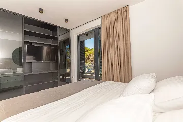 Holiday House with Pool in Srima, Vodice